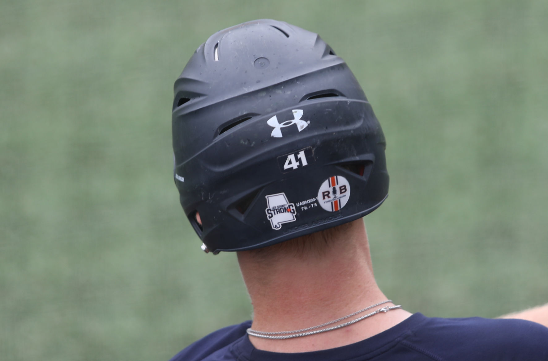 Auburn baseball practices prior to its appearance in the Super Regionals